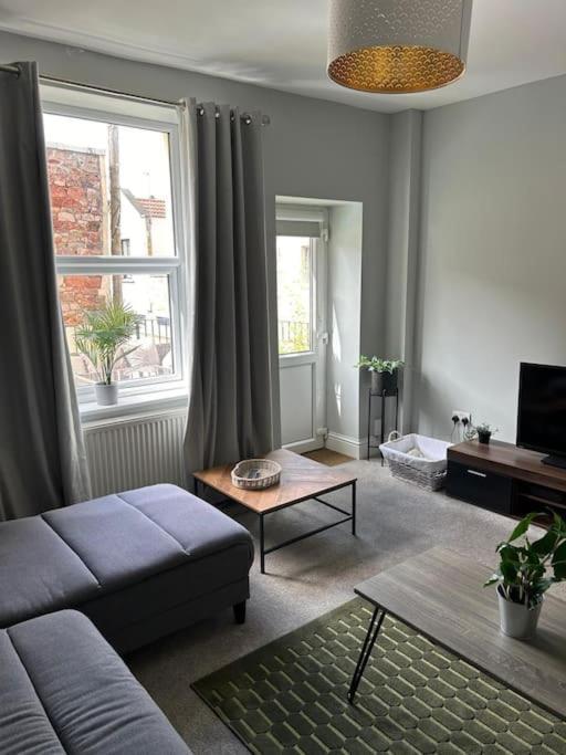 Three Storey Clifton Town House Bristol Extérieur photo